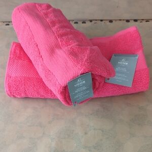 Vibrant Pink Bath Towels by Home Collection
